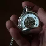 Being late all the time could hide a serious pathology, according to doctors