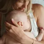 Her baby’s face suddenly became discoloured after she breastfed him