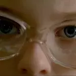 signs children need glasses