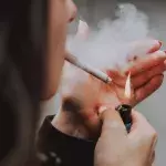 Smoking: Women who quit during pregnancy can still harm their babies