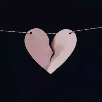 It looks like this Winter Love Island couple have split