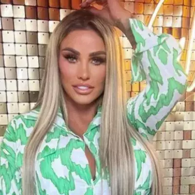 Katie Price ends the 22 year nasty feud with Victoria Beckham in a recent Instagram post