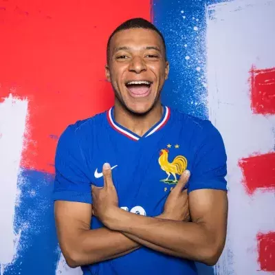 Kylian Mbappé salary drop Real Madrid player football PSG