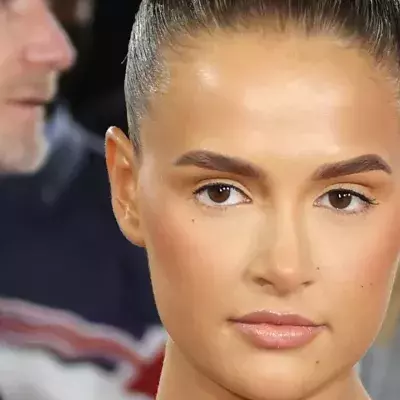 Molly Mae reveals scar from endometriosis op
