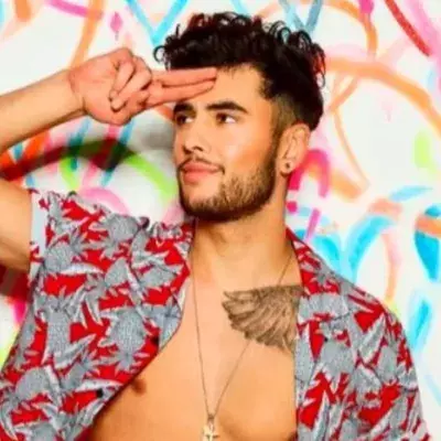 Niall Aslam: This is what the former Islander looks like now