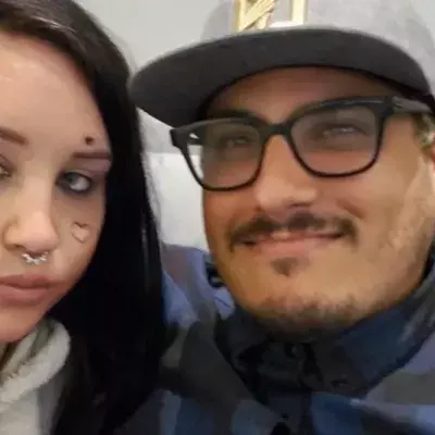 Pregnant Amanda Bynes checks into treatment for mental health