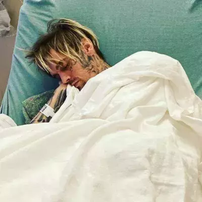 Recent Photos Of Aaron Carter In The ER Show Just How Skinny He Has Become