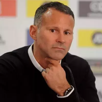 Ryan Giggs dad third time 50 relationships