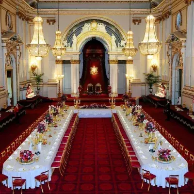 This is how much it would cost to live in the Queen’s royal residences