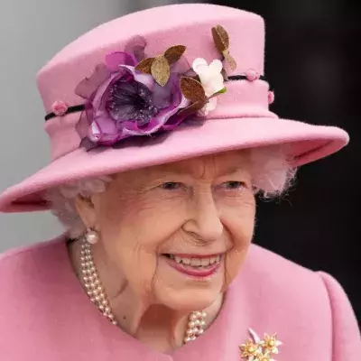 How will the Queen spend her Christmas this year?