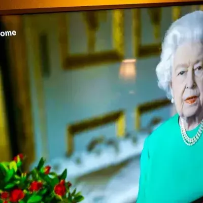 This Is a Symbolic Reason Why Queen Elizabeth II Was Dressed in Green for Her Speech