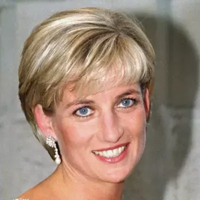You could buy Diana’s engagement gift from Charles this month