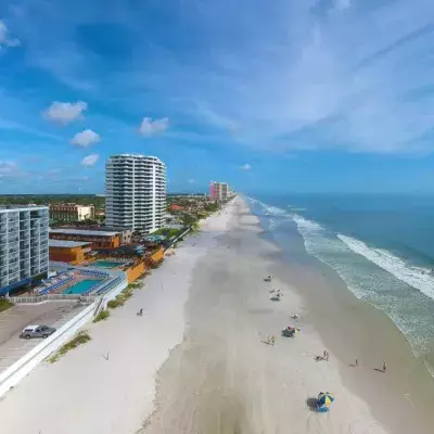 Mysterious 80 feet object buried in sand discovered in Florida beach