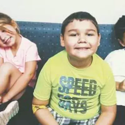 9-Year-Old Boy Who Fought Cancer For 3 Years Cries Tears Of Joy After Taking His Last Chemotherapy Pill
