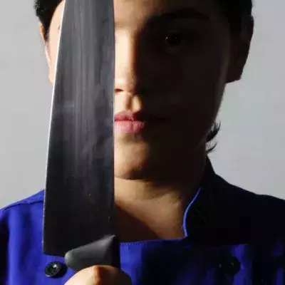 After an attempted sexual assault, she cuts off her boss' penis