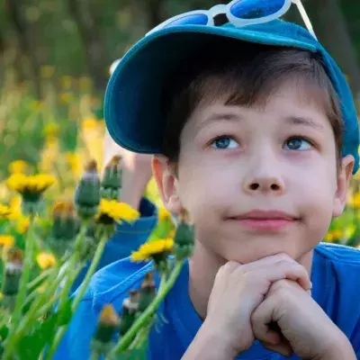 Boy went to hospital complaining of eye pain, what doctors found under his eyelid will shock you