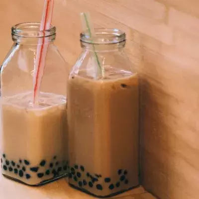 Bubble Tea: Over 100 tapioca pearls clog the stomach of a 14-year-old girl