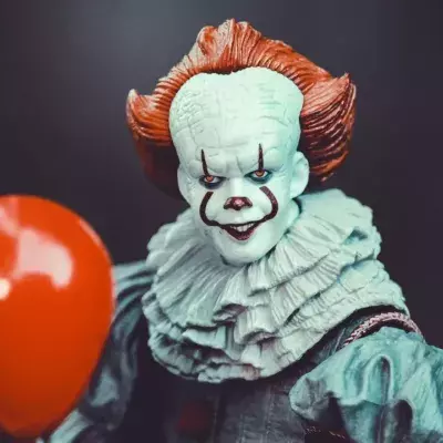 Killer clown terrifies residents Scotland halloween