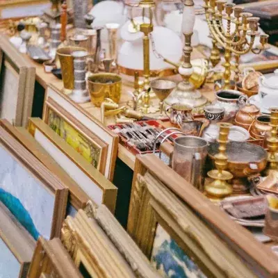 Lucky find at flea market: man buys item that makes him a multi-millionaire