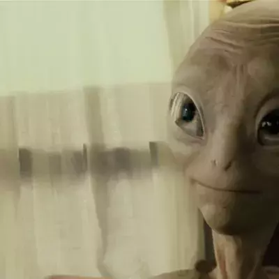 Self-proclaimed psychic claims aliens will soon visit Earth to save us from nuclear war