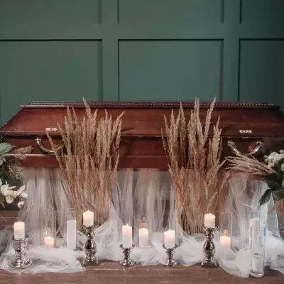 Woman declared dead but wakes up 8 hours later during her funeral (VIDEO)
