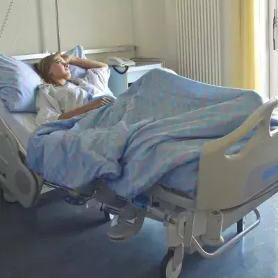 woman woke up from surgery horrified doctors perform unwanted cosmetic procedures