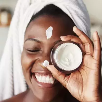 5 Best Moisturisers For Acne-Prone Skin In 2021
