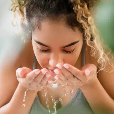 7 Tips For Curing Acne Naturally