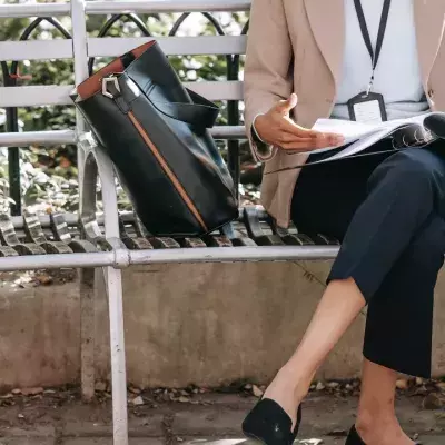 7 weirdest things ever found in a woman’s purse 