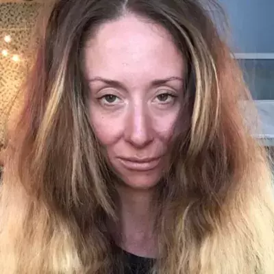 After a radical hair transformation, this woman came out looking like a different person