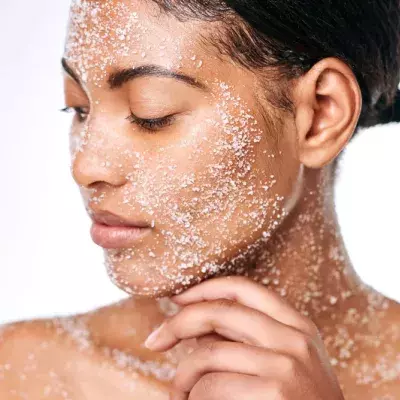 Are salt scrubs really that good for you?