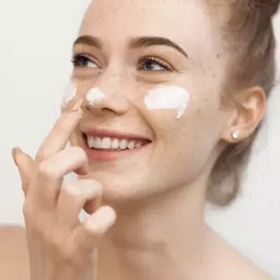 Can Accutane Really Give You a ‘Free Nose Job?'