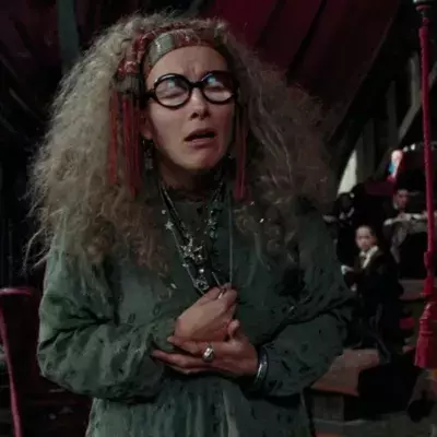 Is this common ingredient making your hair frizzy?