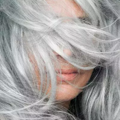 This is the easiest way of naturally reversing gray hair