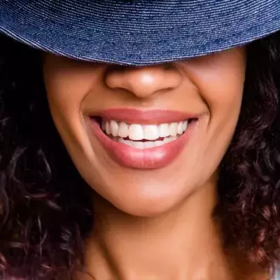 This is how to fix yellow and stained teeth 