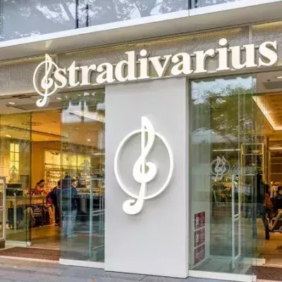 Stradivarius Is Selling The Leg-Lengthening Pants Your Wardrobe Is Missing For Just £16