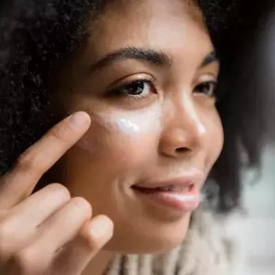 What Is the Skin’s Moisture Barrier? We Asked the Experts