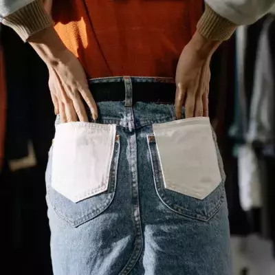 Women's clothes had no pockets in the past, and the reason behind this is appalling