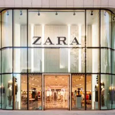 Zara Is Selling The Most Beautiful Reversible Jacket Made From Recycled Materials That We’ve Ever Seen