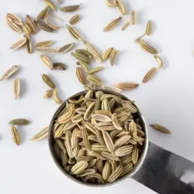 7 Natural Remedies To Help Keep Your Digestive System Running Smoothly After All The Celebrations