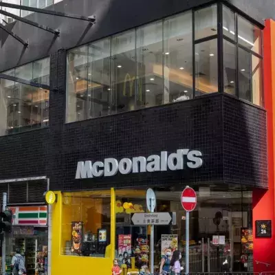 McDonald's : Have the sizes of the burgers really gotten smaller?