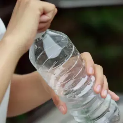 Never leave your water bottle in your car: It can be a potential fire hazard