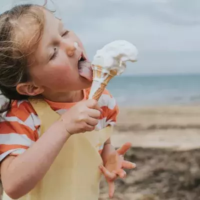 People are going crazy over this recipe that combines fruit roll-up with ice cream