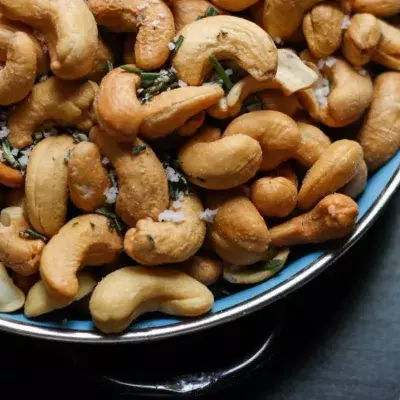 People shocked to discovered how cashews are actually grown 