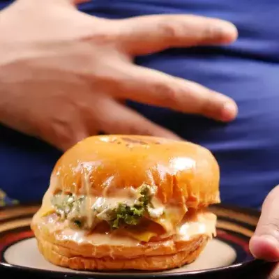 These are the signs that your bloating is not normal