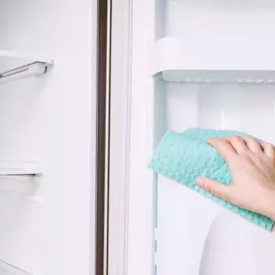 You’re making this big mistake while cleaning your fridge