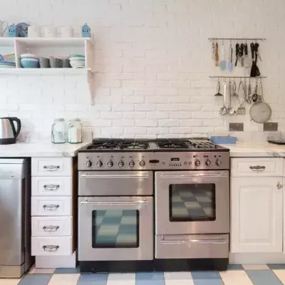 Here’s how much it costs to cook with an oven vs. stove