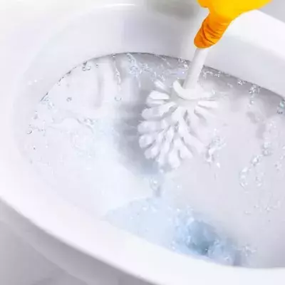 Here's how to remove yellow stains from your toilet