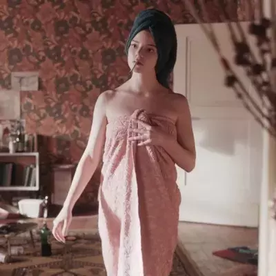 This is how often you should wash your towels so you can avoid a skin condition