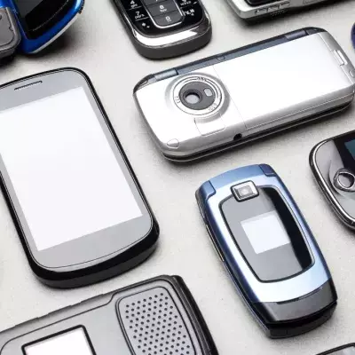 5 old forgotten phones that are worth thousands today